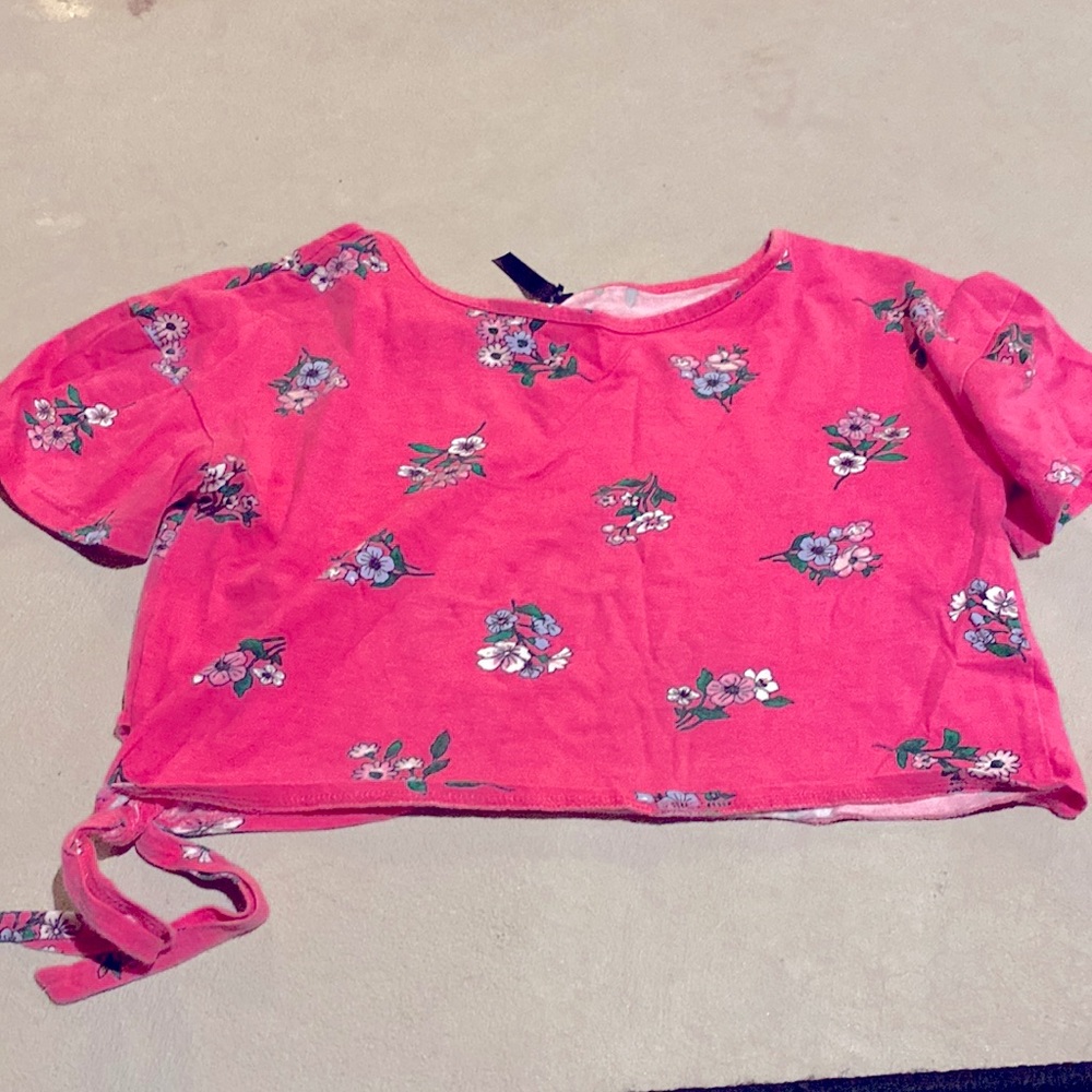 Pink floral crop top